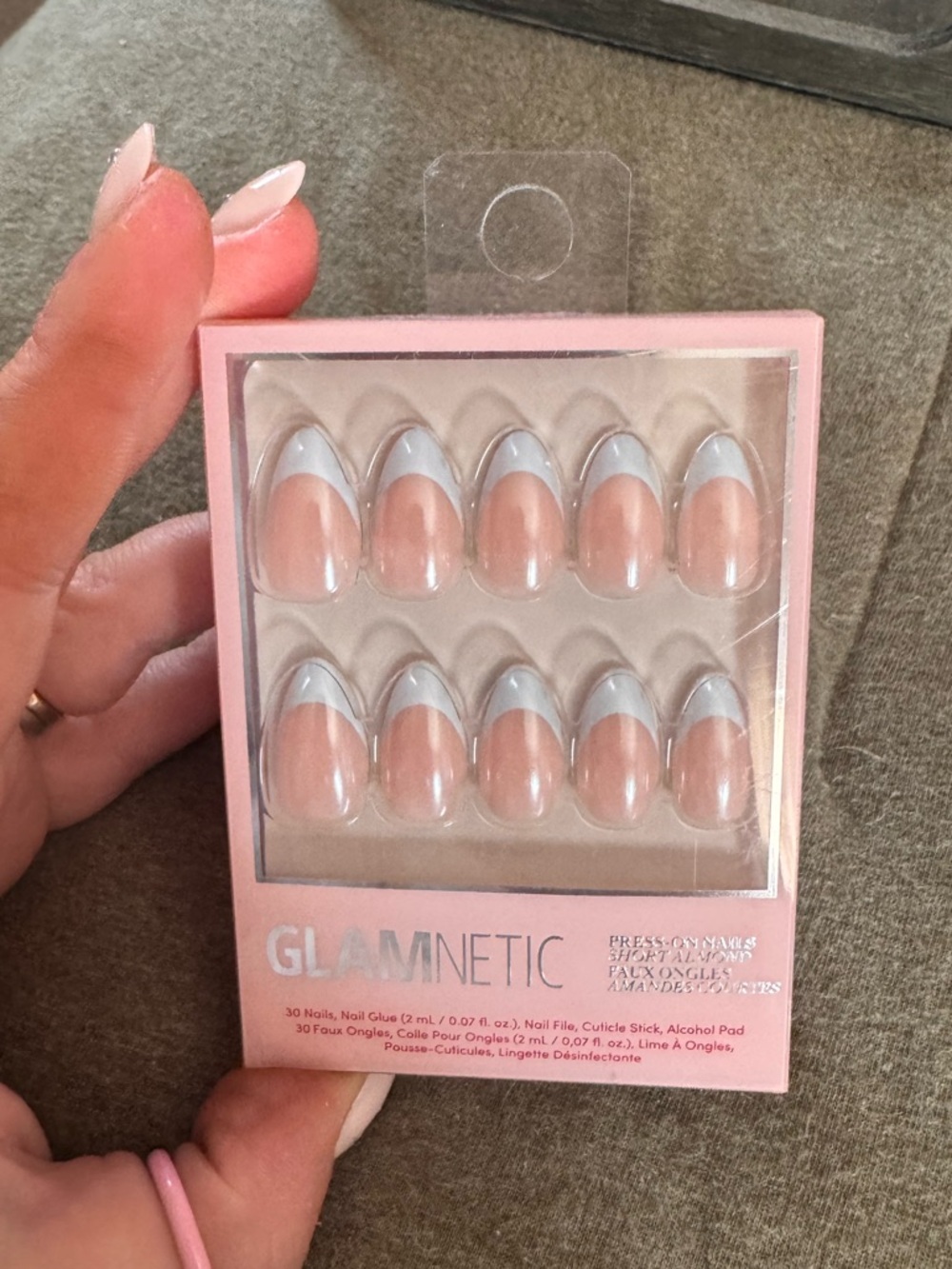 Blueberry Icing glamnetic press on nails NIB